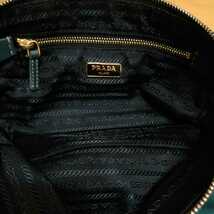 期間限定 セール 値下げ中 中古 PRADA プラダ 化粧ポーチ アクセサリナイロンポーチ Prada Nylon green Pouch 送料無料_画像7