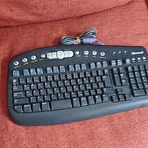 マイクロソフト★PS/2 キーボード★Microsoft Multimedia Keyboard 1.0A/マルチメディアキーボード/KB0168★完動品！★送料、最安価で！_画像1