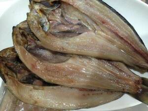 4* Hokkaido production Atka mackerel 3 tail (1 tail 200g up!)* including in a package limitless!