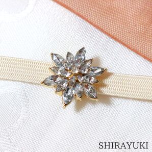 帯留め 帯留 和装小物 帯飾り リメイク品 ハンドメイド品 花 フラワー ストーン