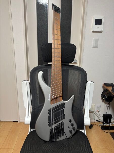Ibanez EHB 1006MS