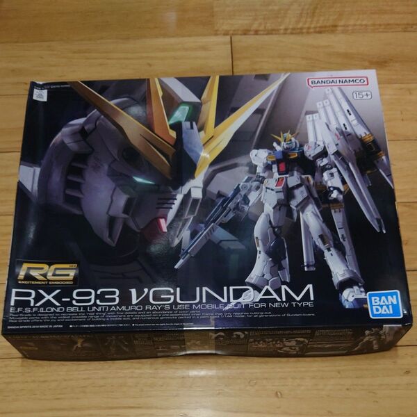 RX-93 νガンダム (1/144スケール リアルグレード(RG) 32 機動戦士ガンダム 逆襲のシャア 578426)