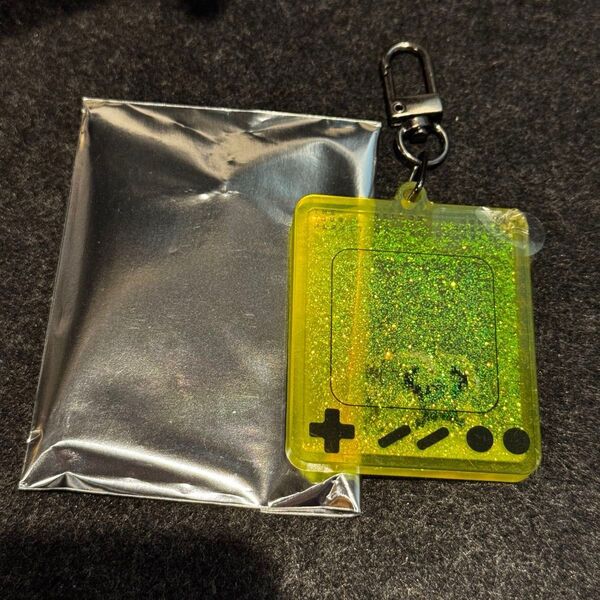 【入手困難】THE YELLOW MONKEY イエローモンキー Sparkleの惑星Xツアーグッズ グリッターキーホルダー
