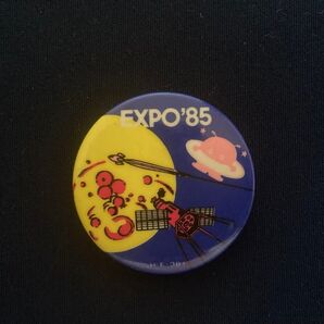 EXPO'85 コスモ星丸缶バッジ