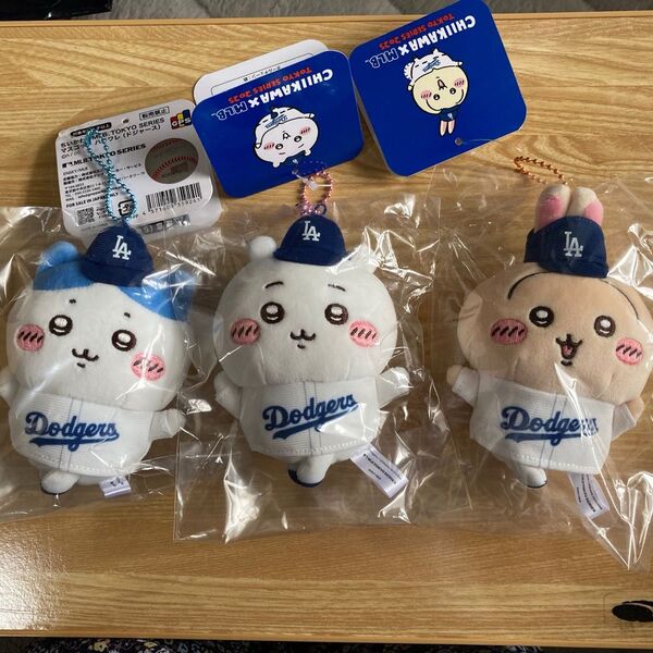 ちいかわ×MLB TOKYO SERIES マスコット ちいかわハチワレうさぎ