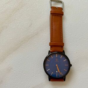 LAVAREDO クォーツ腕時計 青色ダイヤル 茶色ストラップ