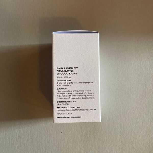 ABOUT__TONE. アバウトトーン スキンレイヤー フィットファンデーション 21 COOL LIGHT 30ml