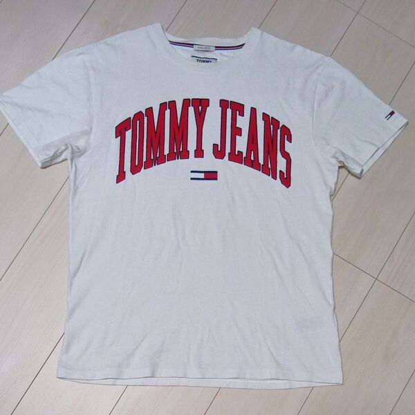 TOMMY JEANS (トミー・ジーンズ) / フロントプリントロゴ / 半袖Tシャツ / ホワイト系 / サイズL