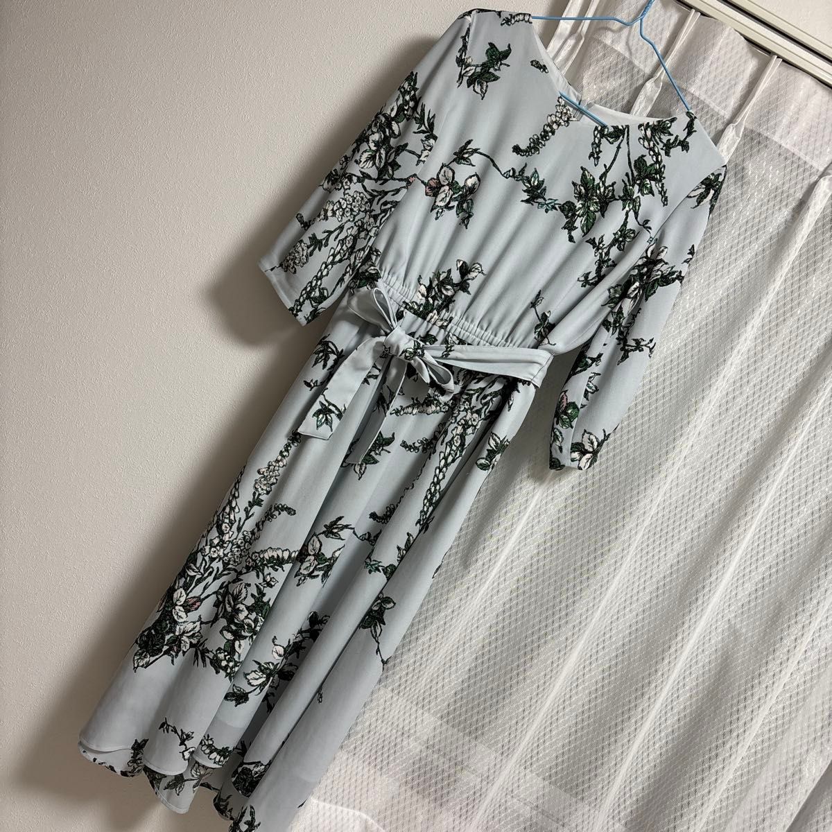 コムサデモードktの花柄 ワンピースフラワープリント ロングワンピース 七分袖 ワンピース