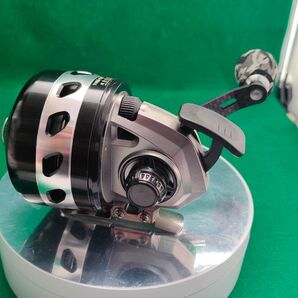 スピンキャストリール 6+1BB カーボンハンドルカスタム 試投のみ