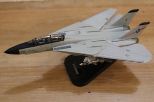 USS JOHN F KENNEDY F-14 Tomcat fighter (aircraft) figure total length approximately 18cm