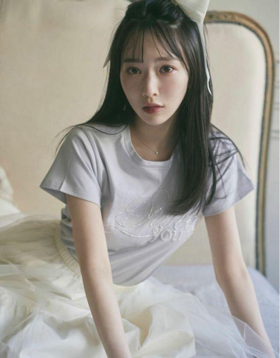 Lure you in スパークルビーズTシャツ