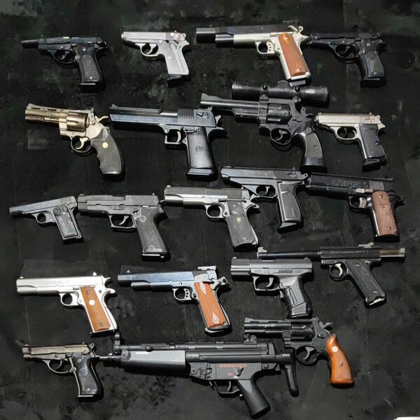 0806 1【ジャンク品】 東京マルイ MGC マルシン等 ガバメント MP5 M84 PPK エアガン