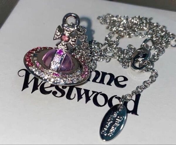 Vivienne Westwood オーブネックレス ピンク