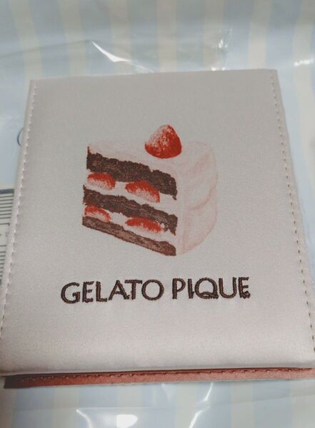 ジェラートピケ いちごケーキ柄ミラー 未使用 gelatopique ケーキ柄 ピンク系