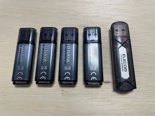 4個セット アイオーデータ USBメモリー 4G どれも数回程度の読み書きでほとんど新品です!使用感ある2Gおまけします。
