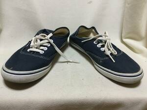 C8255★VANS★23ｃｍ★ネイビー　布製　シンプルスニーカー★