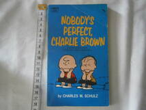 洋書（英語）　スヌーピー（ピーナッツ）　Nobody' Perfect, Charlie Brown　著：Charles M. Schulz　1963年発行_画像1