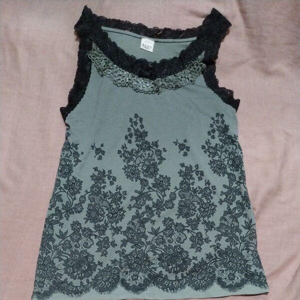 axes femme ノースリーブトップス レース グリーン系 M
