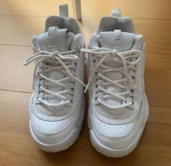 FILA スニーカー 24.5 ホワイト