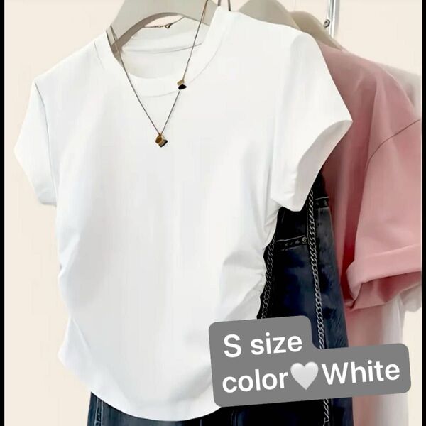 ☆新品未使用☆シャーリング レディースTシャツ ラウンドネック シンプル ホワイト S カジュアルトップ 春夏にぴったりの通気性◎