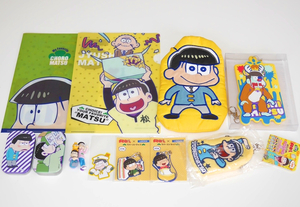  new goods Mr. Osomatsu set fi gear pass case collaboration Cafe Coaster key holder strap for mobile phone cat card-case pouch clear file 