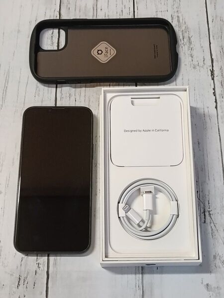【極上美品】Apple iPhone 14 plus 128GB 本体