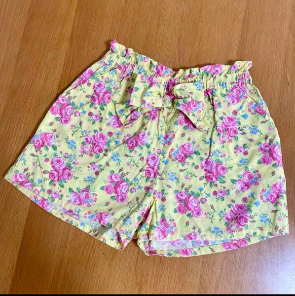 マザウェイズ 美品 花柄綿ショートパンツ 140cm 女の子