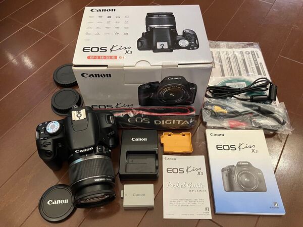 Canon EOS Kiss X3 デジタル一眼レフカメラ 【動作確認済】