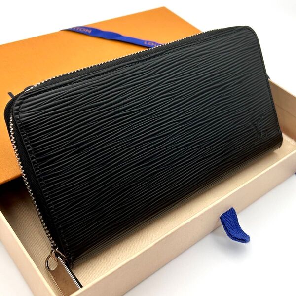 【未使用に近い】LOUIS VUITTON ルイヴィトン 長財布 エピ ジッピーウォレット ノワール 新型 レディース