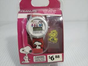 スヌーピー　腕時計　LCD Peanuts Watch　PEANUTS　バンド赤　デジタルの商品画像