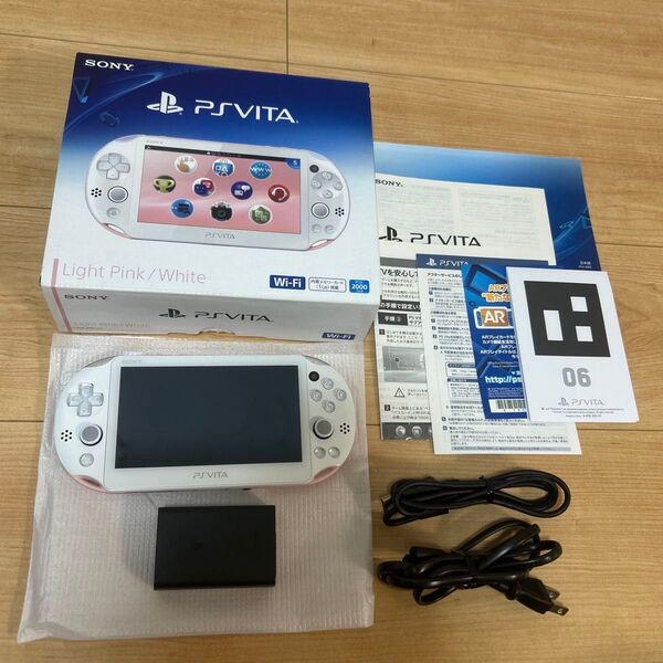 PlayStation Vita (PCH-2000シリーズ Wi-Fiモデル ライトピンク/ホワイト PCH-2000 ZA19