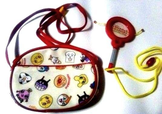 【美品】アンパンマン オールスター柄 ポシェットと非売品アンパンマンでんでん太鼓