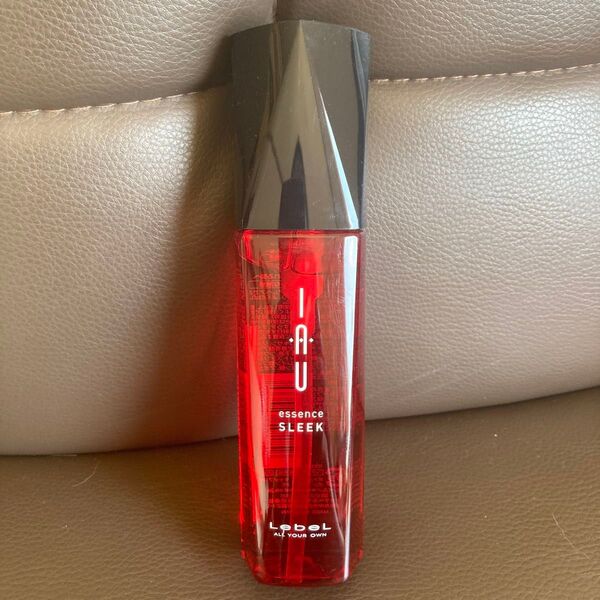 美品 イオエッセンススリーク100ml