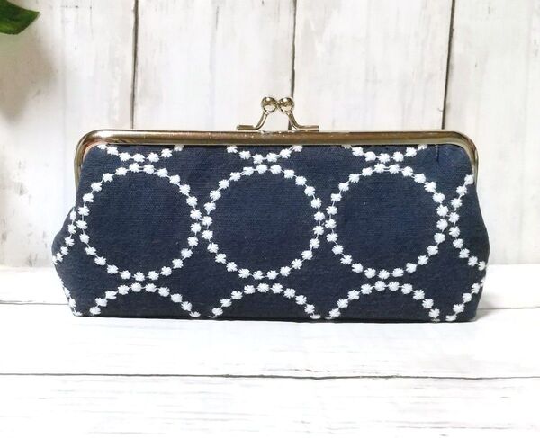 角型 がま口ポーチ メガネケース ペンケース 小物入れ 多目的ポーチ 刺繍 ドット 水玉 紺
