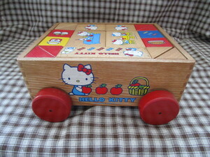 # retro feeling enough![ Hello Kitty *...~ wooden ]