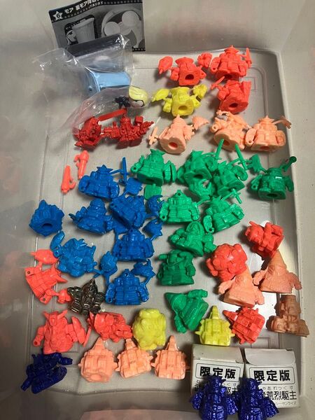 ミニフィギュア 塩ビSDガンダムまとめ売り レトロ40体以上