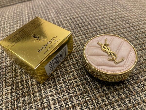 イヴサンローラン YSL ミニクッションファンデーション