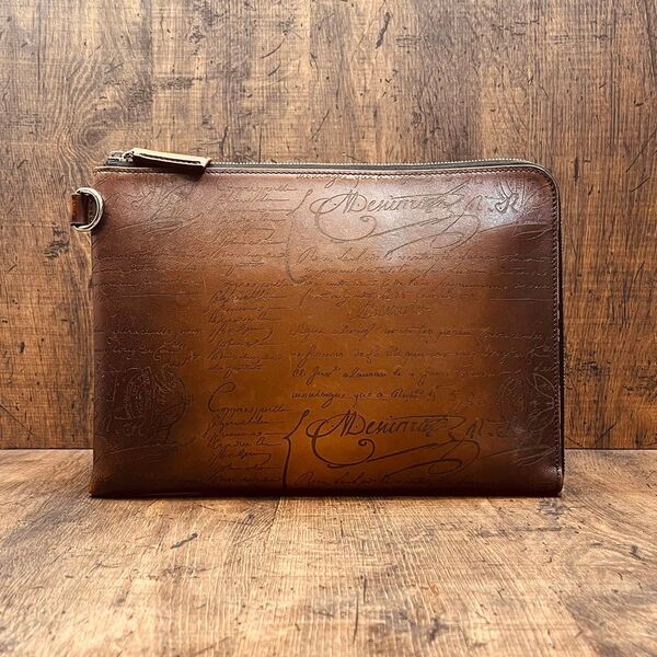 Berluti ベルルッティ カリグラフィ ニノGM レザー クラッチバッグ ブラウン