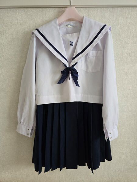 高校 セーラー服