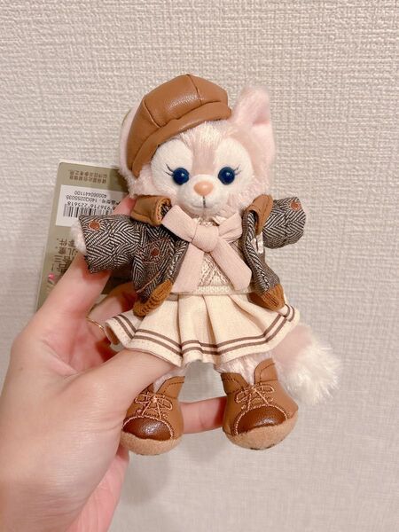 リーナベル ぬいぐるみバッジ 在庫わずか 上海ディズニー キーチェーン 新品未使用 ダッフィーフレンズ シェリーメイ