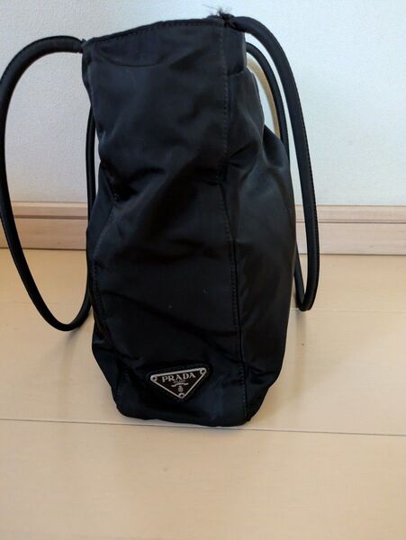 プラダ PRADA トートバックナイロンBLACK系 ハンドバックワンショルダー 三角ロゴプレート