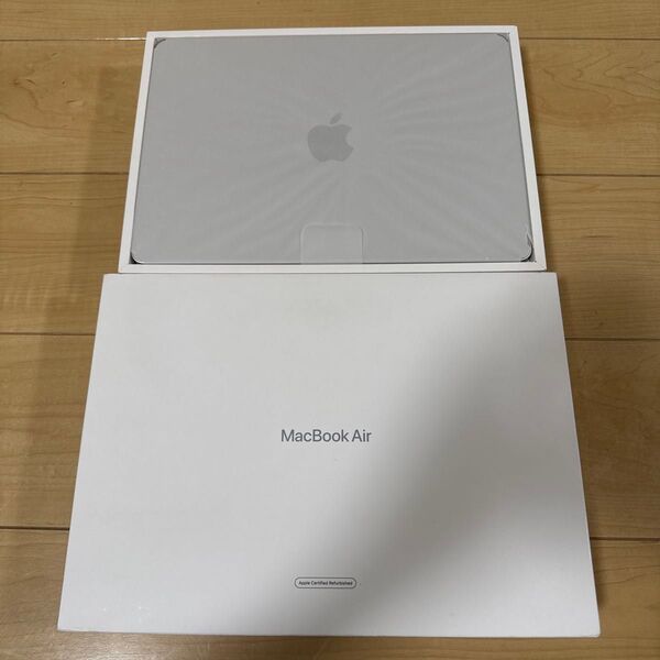 【ほぼ未使用】MacBook Air 13インチ M3 シルバー 256GB