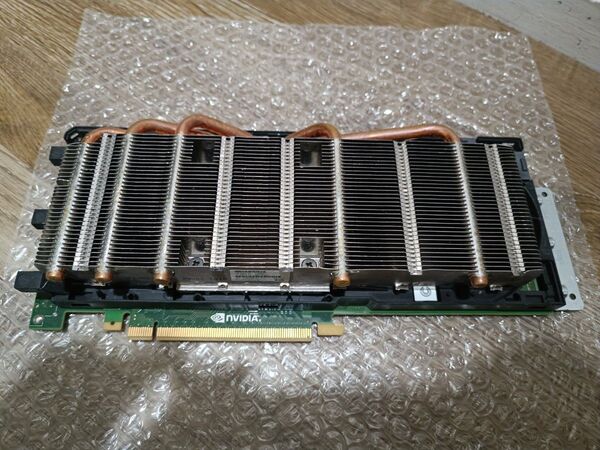 NVIDIA Tesla M2050 3GB 動作未確認