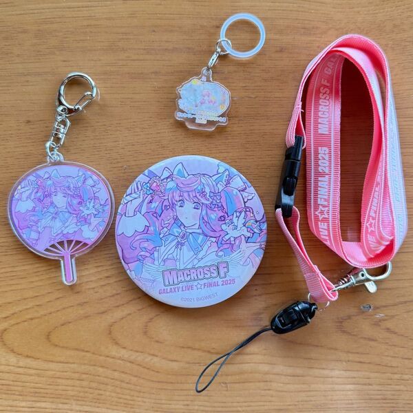 マクロスF ギャラクシーライブ ラッキードロー シェリル 缶バッジ アクリルキーホルダー アンブレラマーカー ネックストラップ