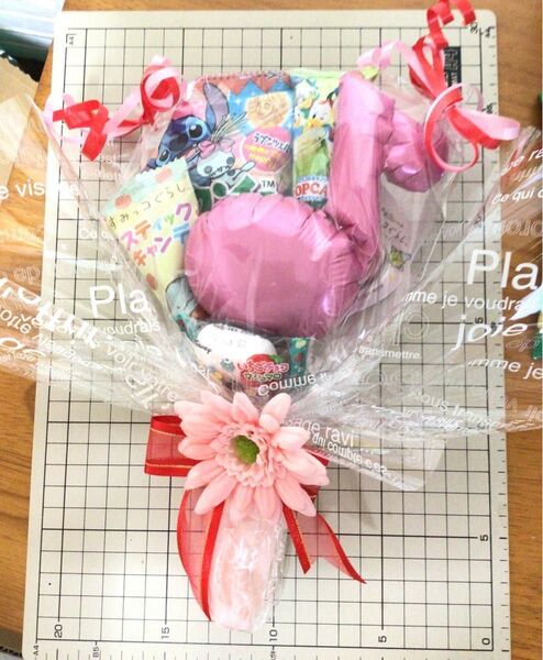 発表会に大好評! 音符風船付お菓子ブーケ ブルー 1個 プチギフト 結婚式 発表会 プレゼント 贈り物 映え 喜ばれる ギフト
