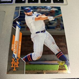 2020 topps chrome pete alonso