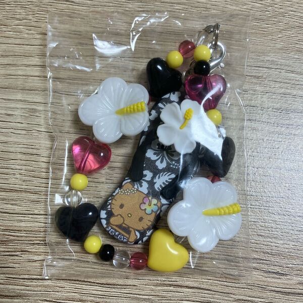 サンリオ sanrio ハローキティ 日焼けキティ トコナツバケーション ストラップ