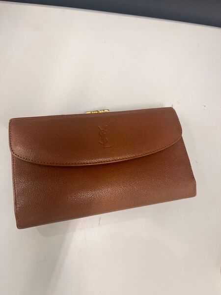 Yves Saint Laurent イヴサンローラン 長財布 レザー がま口 ブラウン 型押し ロゴ