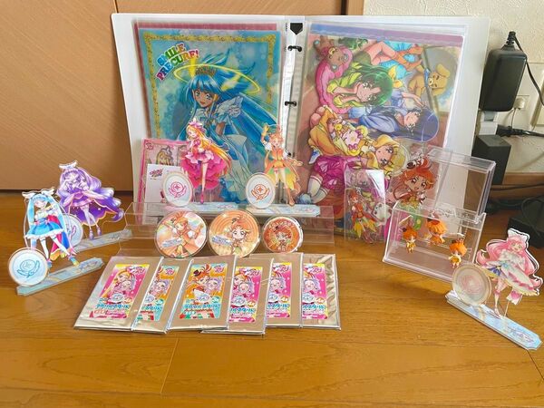 【プリキュア】グッズまとめ売り アクリルスタンド 缶バッジ クリアファイル ガチャガチャ アクキー